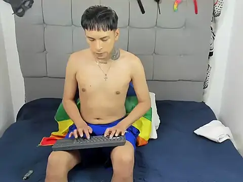 jake hott1 online show from September 10, 4:05 pm