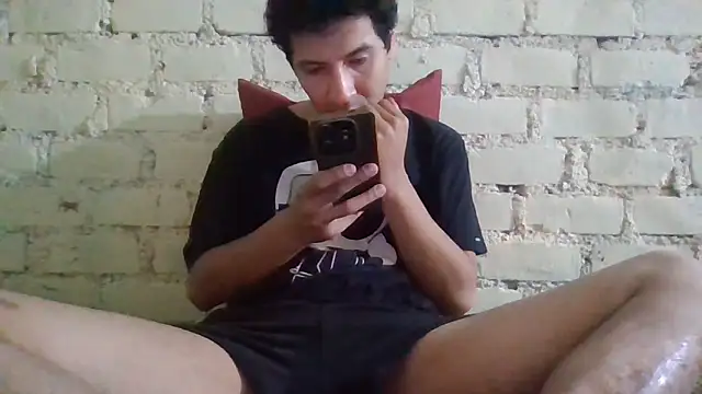 LecheDeSoya666 online show from May 23, 9:53 pm