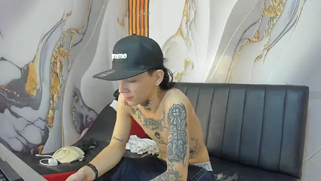 StraightBoy Nick online show from March 3, 7:16 am