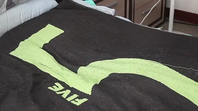 adrisumi online show from November 9, 7:40 pm