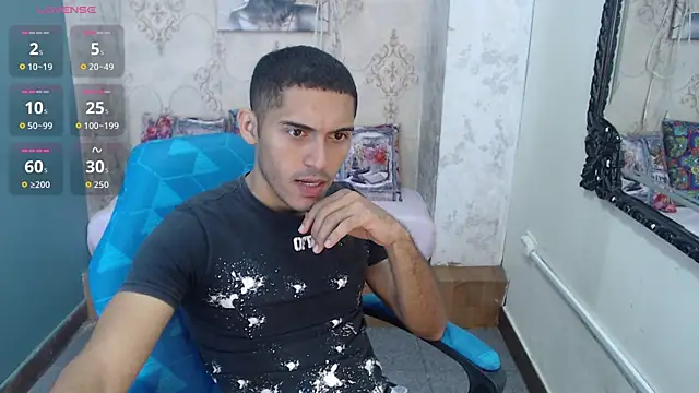 Derek Storm  online show from November 4, 10:38 am