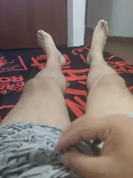 ScuffingBungalow online show from March 28, 10:21 pm