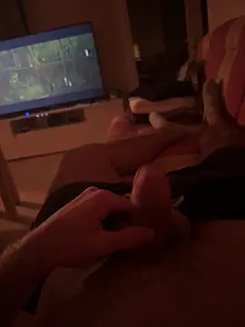 Snapshot of maxime3266 chatting on October 13, 8:04 pm maxime3266 online show from October 13, 8:04 pm