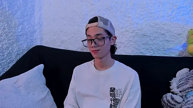 Snapshot of thiago_kinghot chatting on September 18, 1:57 pm thiago kinghot online show from September 18, 1:57 pm