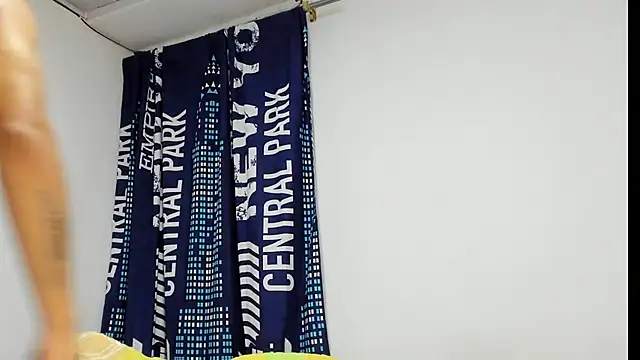  Logan Colton  online show from November 5, 11:18 pm