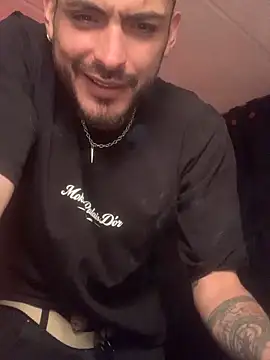 malek xarx  online show from October 1, 2:15 am