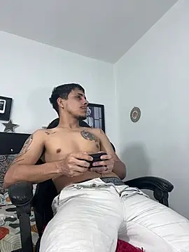 Luke Stone online show from June 2, 10:55 pm