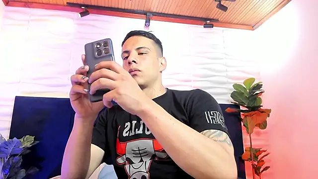 Dustin Sonne online show from March 11, 3:57 am