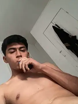 Snapshot of BadboyXXXMZ chatting on October 17, 8:46 pm BadboyXXXMZ online show from October 17, 8:46 pm