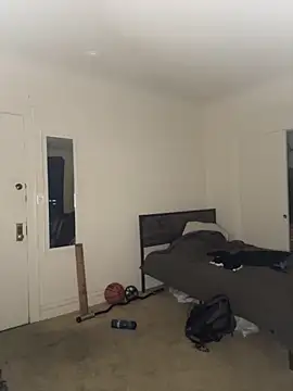 Snapshot of KingKevo27 chatting on October 7, 4:49 am KingKevo27 online show from October 7, 4:49 am