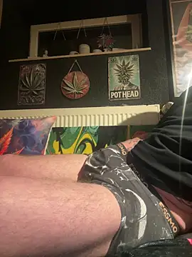 Flash0910 online show from April 14, 12:00 am