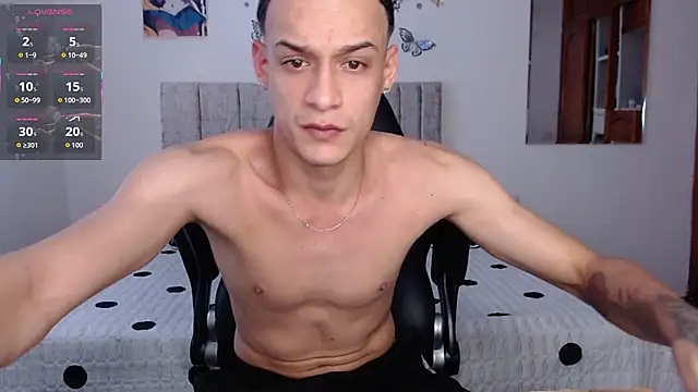 Ethanho0t online show from February 11, 6:24 pm