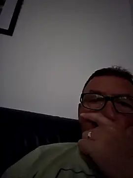Snapshot of Oorse1966 chatting on October 20, 8:35 pm Oorse1966 online show from October 20, 8:35 pm