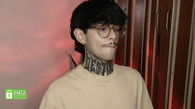 Mihail leroy online show from February 4, 1:11 am