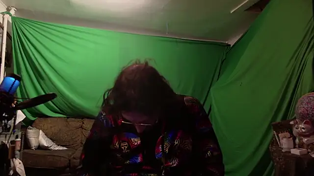 MasterDaddyCool online show from December 19, 8:55 am