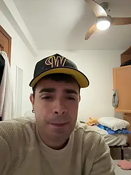 joseemontilla online show from May 2, 4:48 am