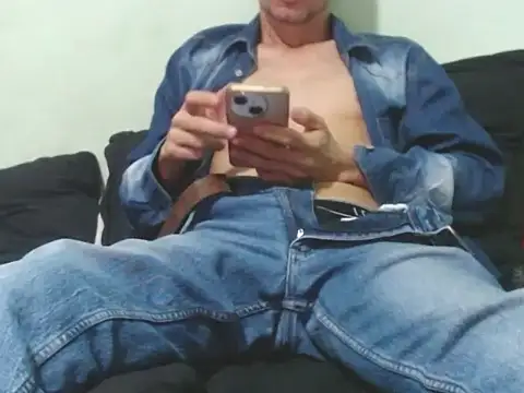 Breiner hotxxl online show from September 10, 4:33 am