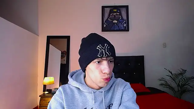 santiago cutex online show from November 7, 10:07 am