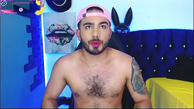 adamhairy online show from January 8, 8:14 pm