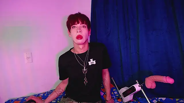 lucky stricke online show from March 26, 4:38 am