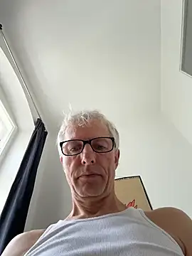 SexyLeon8 online show from July 8, 12:31 pm