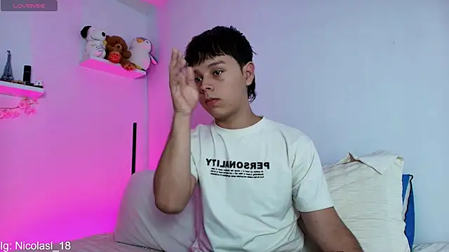 nico leroy online show from March 1, 5:34 pm