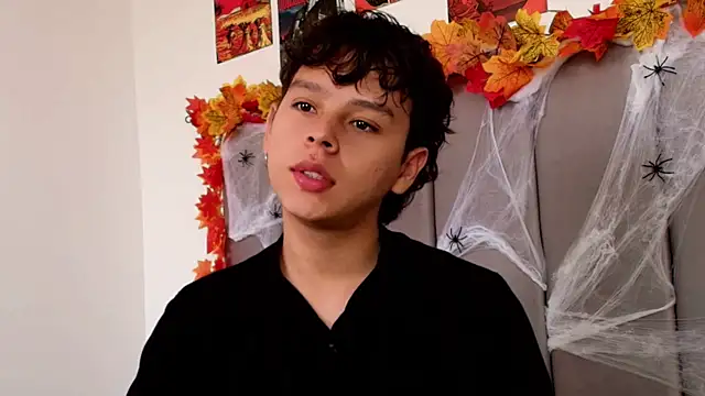 nico leroy online show from October 29, 10:13 pm