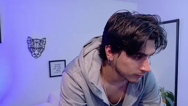 Elian savoy online show from March 27, 9:05 pm