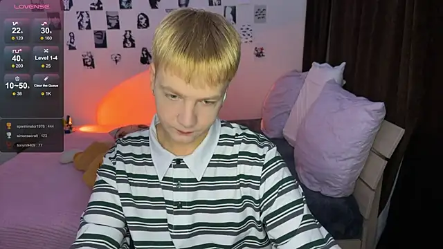 Snapshot of olivertasty chatting on October 23, 1:25 pm olivertasty online show from October 23, 1:25 pm