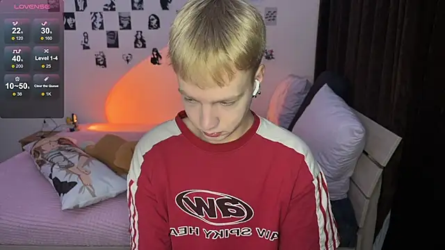 olivertasty online show from October 26, 4:03 am