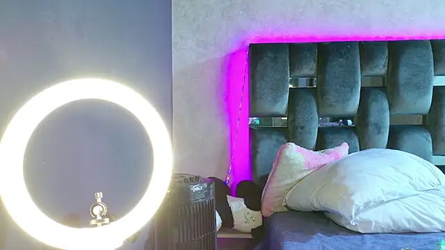 Taurito    online show from November 18, 10:12 pm