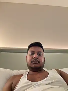 viv77 online show from March 13, 1:52 pm