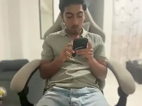 millan 32 online show from September 30, 11:52 pm