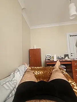 Snapshot of reallove78 chatting on October 21, 11:02 am reallove78 online show from October 21, 11:02 am