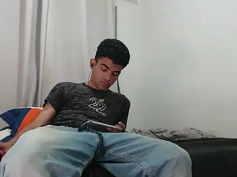 Snapshot of camillo_beischel_ chatting on September 29, 6:59 pm camillo beischel  online show from September 29, 6:59 pm