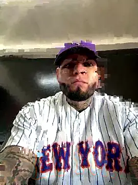 crazybarber69 online show from January 17, 8:22 pm