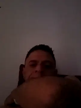 Snapshot of leon8013A chatting on September 21, 11:54 am leon8013A online show from September 21, 11:54 am