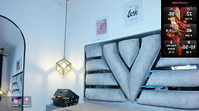 lianfox  online show from April 8, 12:47 pm