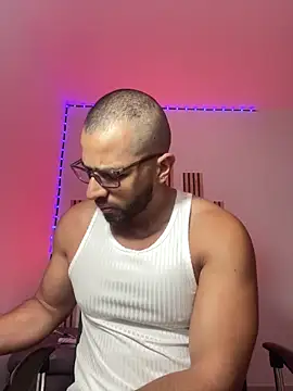 magnumchris online show from April 13, 10:38 am