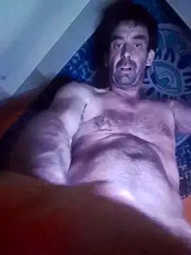 straightozgoesdwn online show from April 10, 6:37 pm