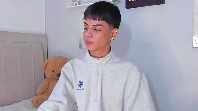 Thomas wil online show from November 27, 6:39 am