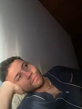 Michaell Spinelly online show from November 25, 9:50 pm