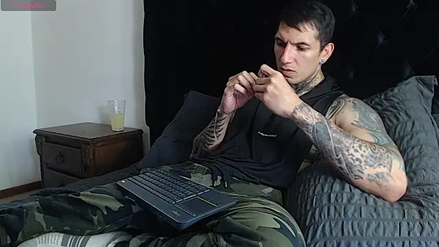 Shane Clay online show from January 15, 6:32 pm