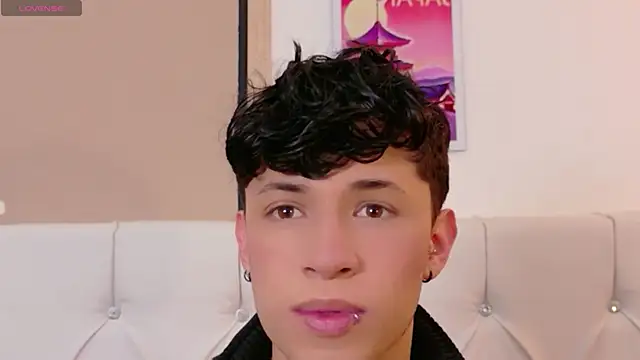 Axel  Evans online show from April 17, 11:57 am