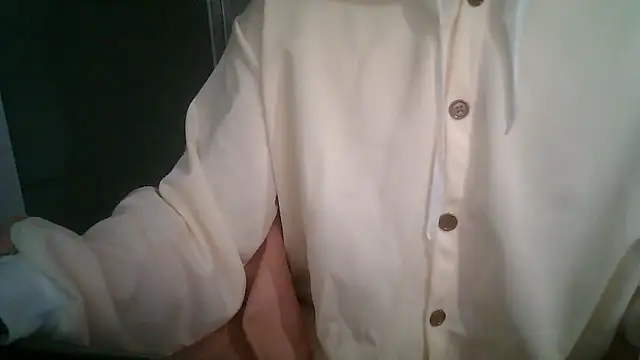 111owo111 online show from April 16, 12:27 pm