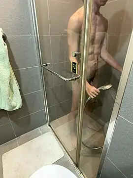 winds1069 online show from March 22, 5:18 pm