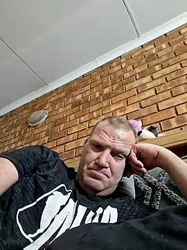 Snapshot of wallacelegend chatting on September 25, 5:39 am wallacelegend online show from September 25, 5:39 am