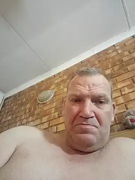 Snapshot of wallacelegend chatting on October 28, 6:16 am wallacelegend online show from October 28, 6:16 am