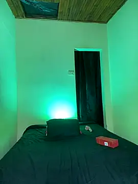 Archie-Davis online show from October 4, 5:23 am