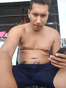 Tom Hardy11 online show from March 17, 6:43 pm